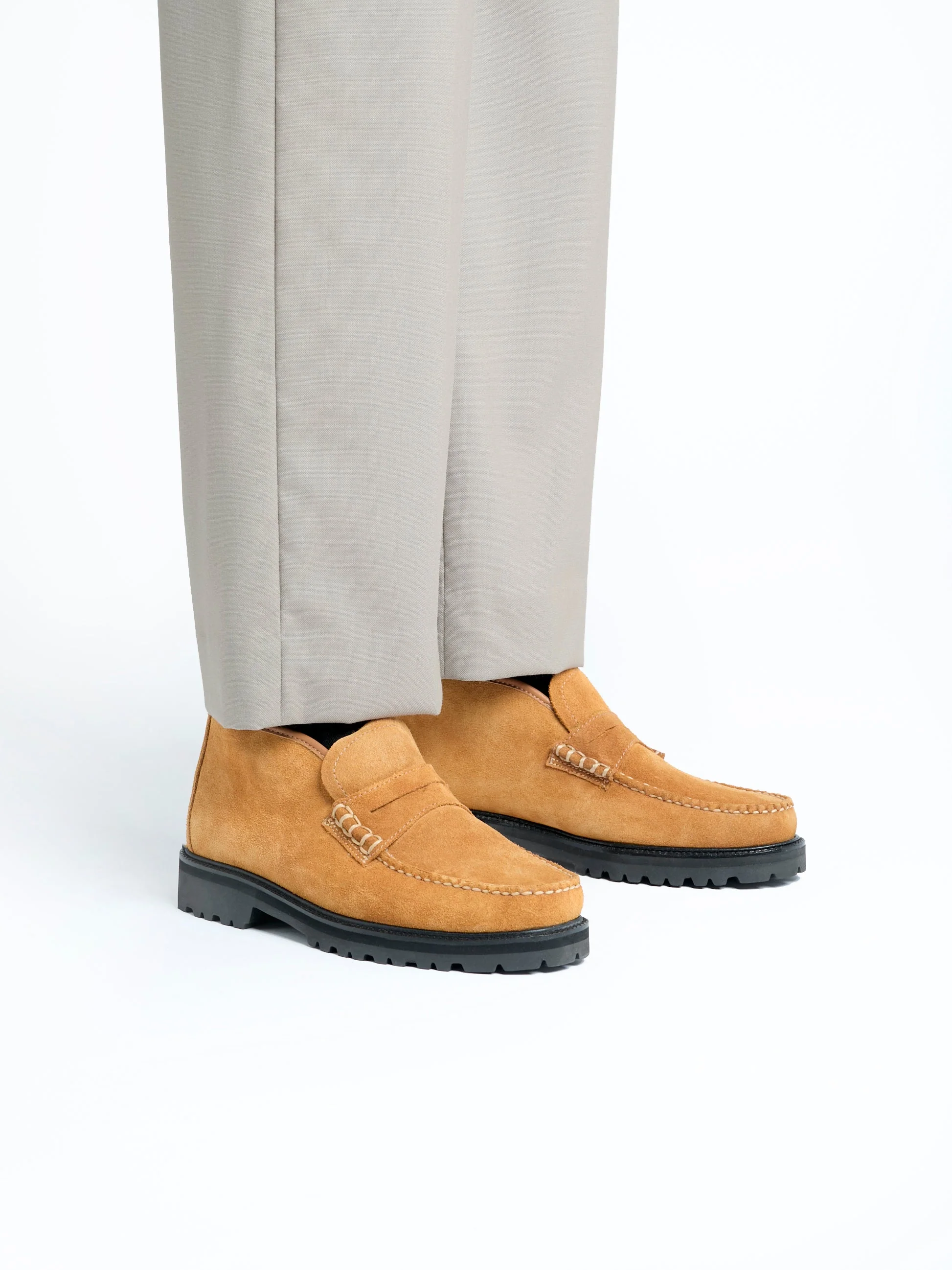 Weejuns Lug Boots - Image 9